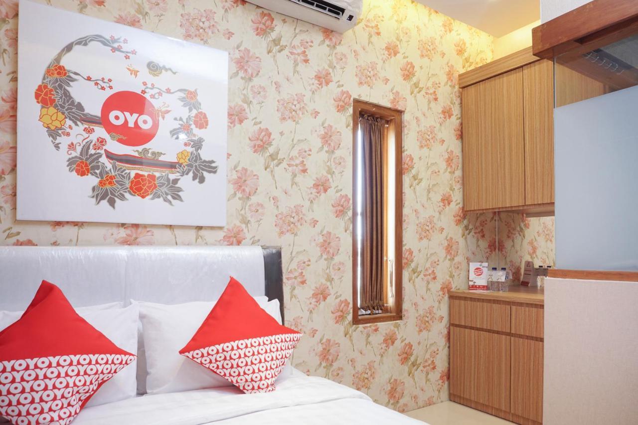 Super Oyo 444 Rafitha Homestay Baturetno Exterior foto