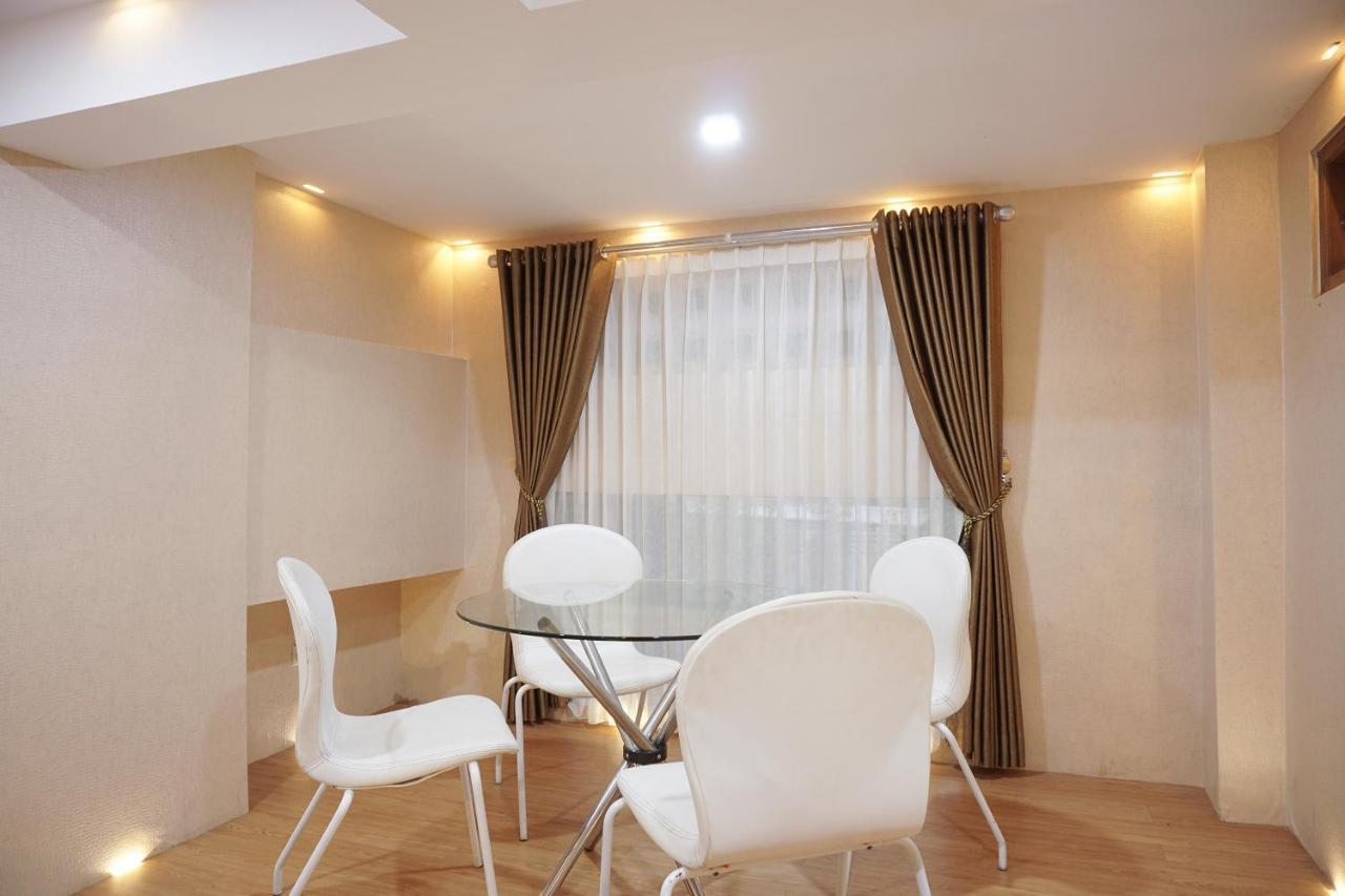 Super Oyo 444 Rafitha Homestay Baturetno Exterior foto